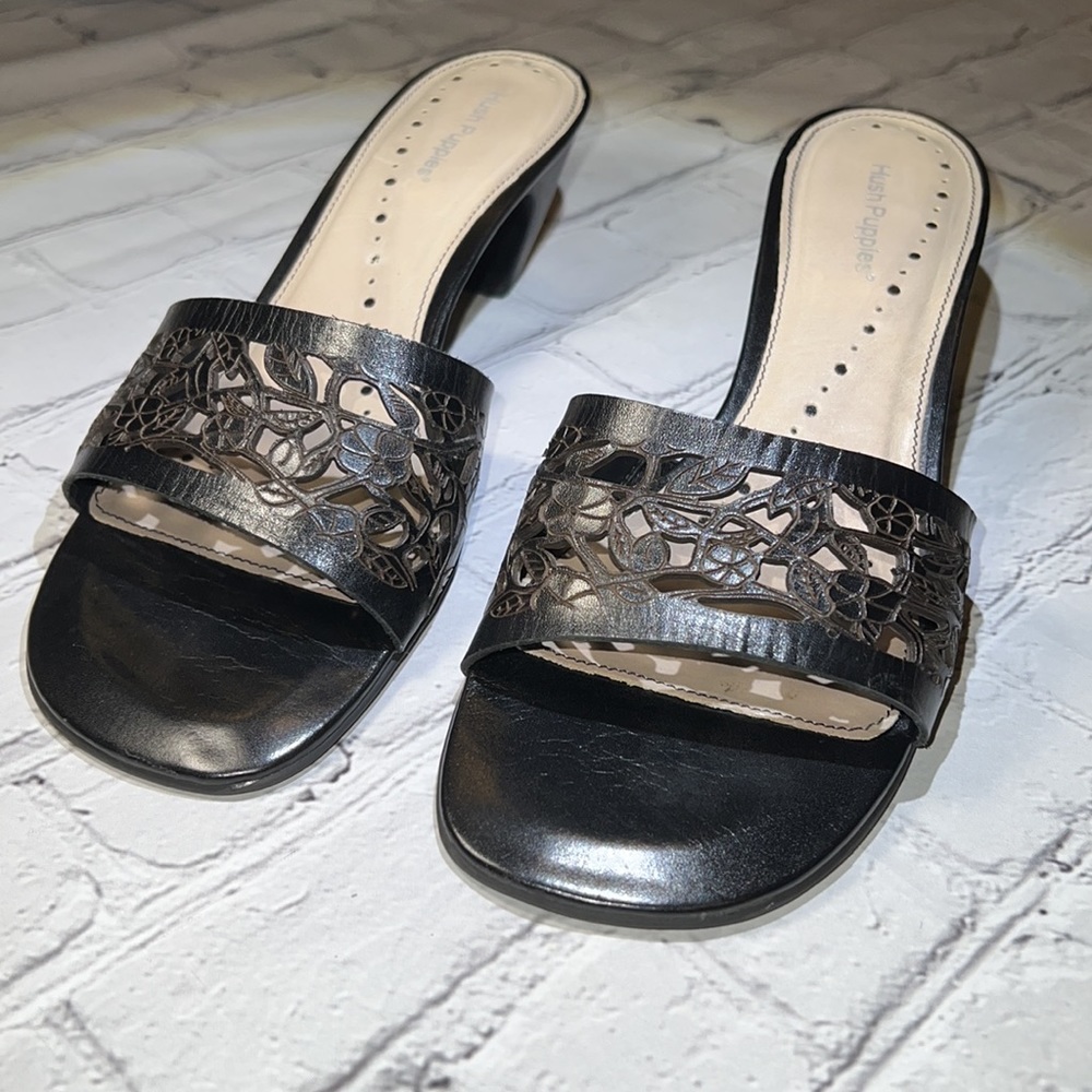 Hush Puppies Floral Leather Cutout Leather Sandals (8.5)